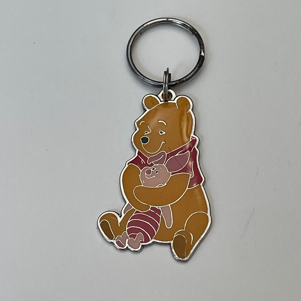 Disney Winnie the‎ Pooh Piglet Enamel Keychain KTM7-PH-GEN 984 Postcard Factory